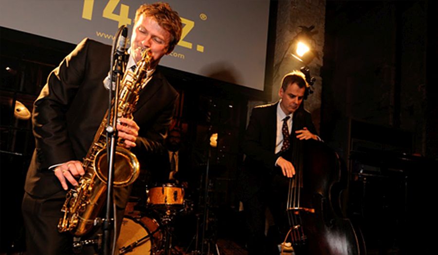 30 Jahre Barfleas Jazzquartett ,   das "Besondere Konzert" ,  Kombüse 11